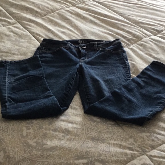 Like new Style &Co jeans - Picture 1 of 4